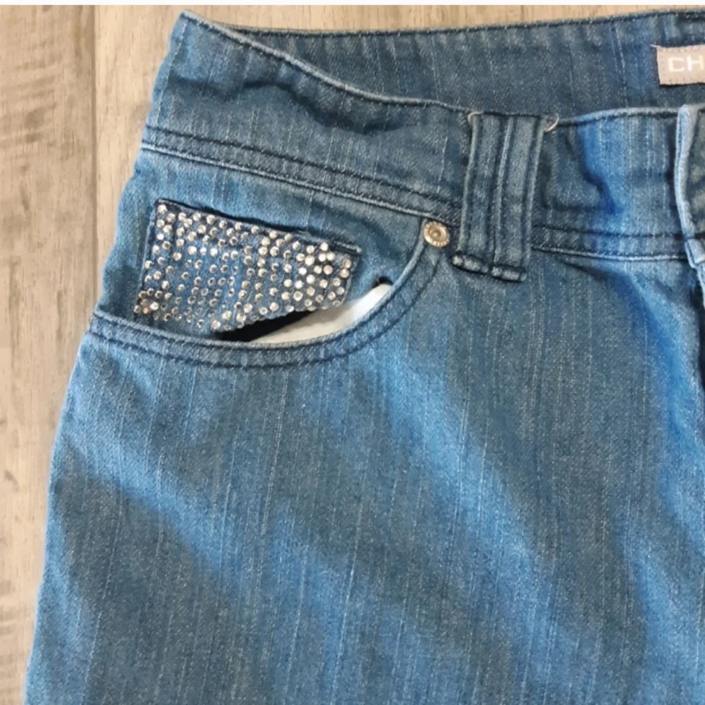 Womens jeans Crop pants sz 15 CHICO Midrise Short Pants - Picture 7 of 9